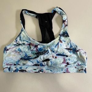 Lululemon invigorate bra size 12
